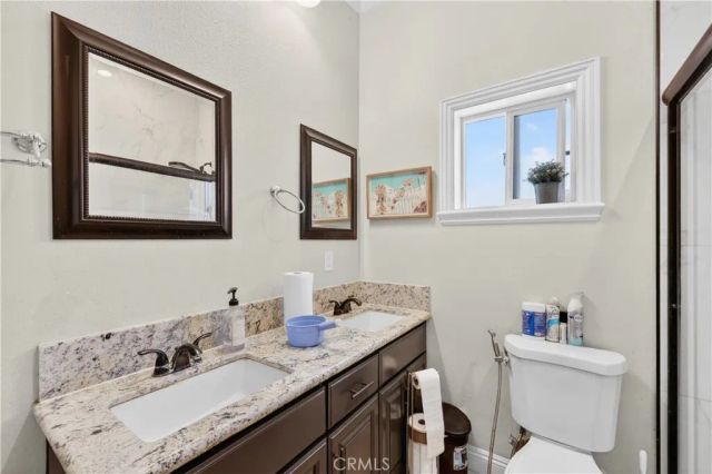 1241 N Studebaker, Long Beach, CA 90815