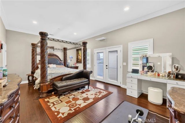 1241 N Studebaker, Long Beach, CA 90815