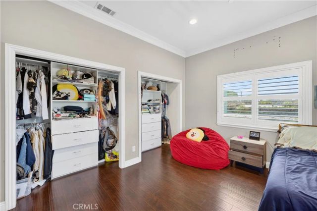 1241 N Studebaker, Long Beach, CA 90815