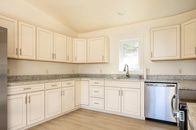 145 Cool Wine Drive, St. Johnsbury, VT 05819