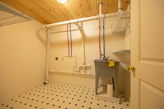 145 Cool Wine Drive, St. Johnsbury, VT 05819