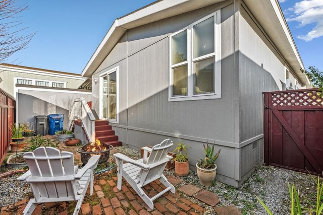 4160 Jade Street 103, Capitola, CA 95010