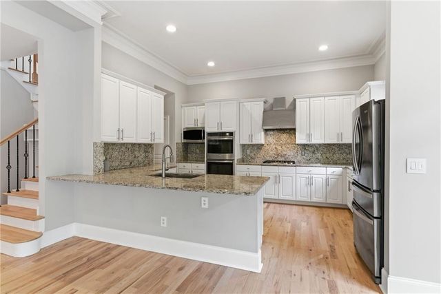 996 Pitts Road Unit D, Sandy Springs, GA 30350