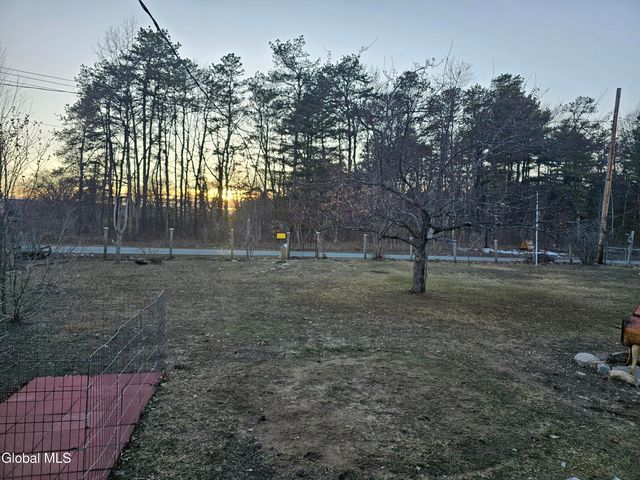 27 Alta Avenue, Queensbury, NY 12804