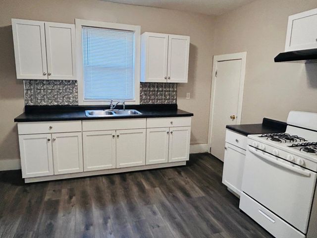 567 Livingston Avenue, Saint Paul, MN 55107