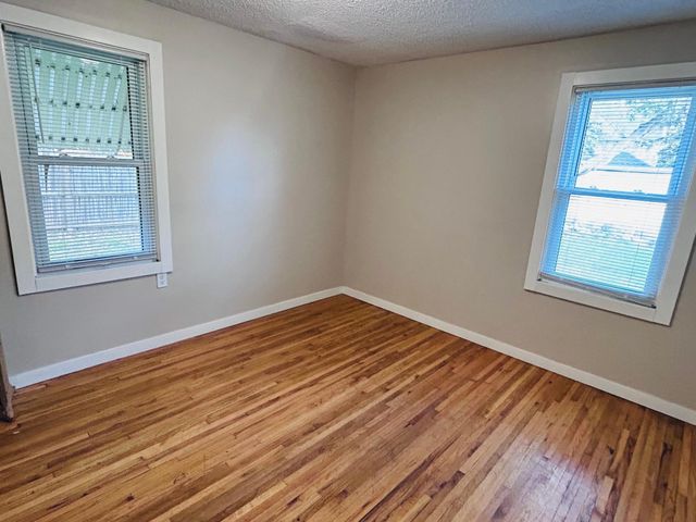 567 Livingston Avenue, Saint Paul, MN 55107