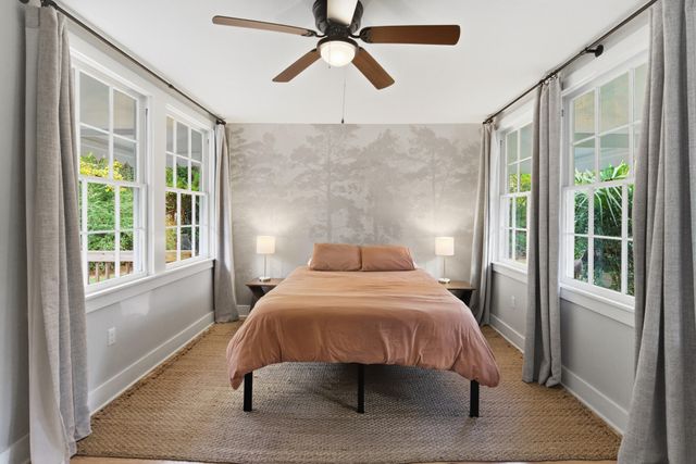 203 Park Ave., Hattiesburg, MS 39401