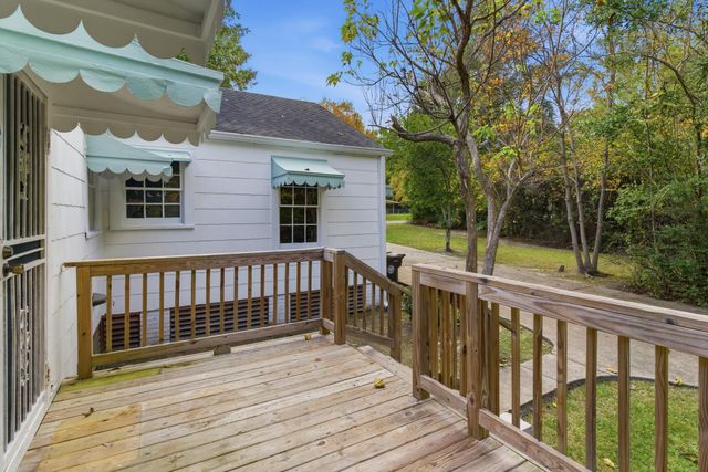 203 Park Ave., Hattiesburg, MS 39401