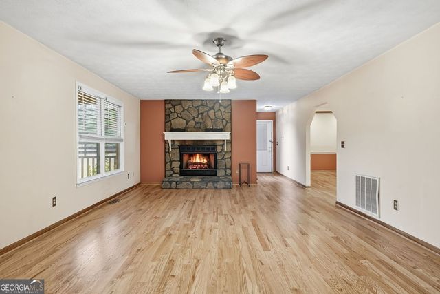 155 Mathews Road NW, Adairsville, GA 30103