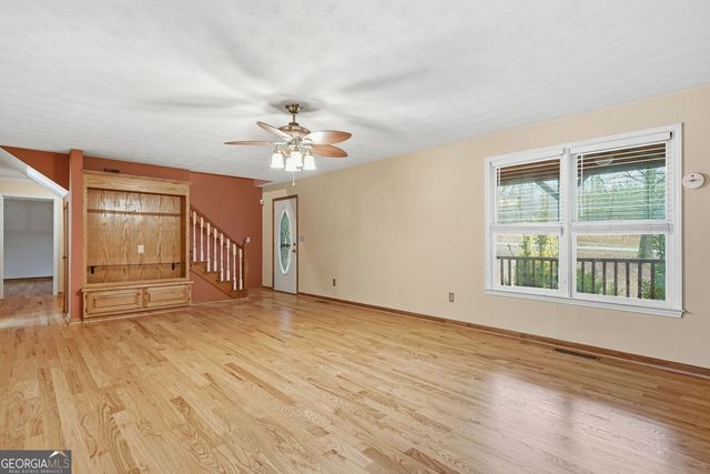 155 Mathews Road NW, Adairsville, GA 30103