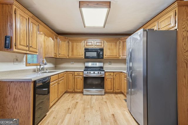 155 Mathews Road NW, Adairsville, GA 30103