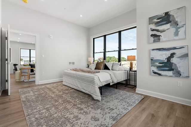 523 Second St 301, Everett, MA 02149
