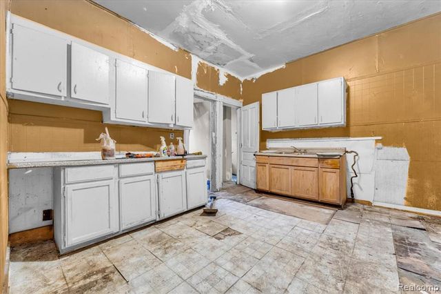 3320 14th Street, Detroit, MI 48208