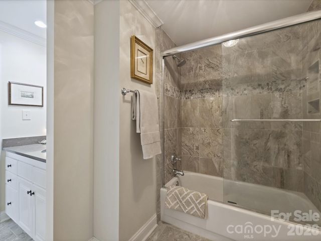 2445 Selwyn Avenue 202, Charlotte, NC 28209