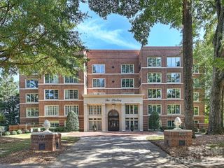 2445 Selwyn Avenue 202, Charlotte, NC 28209