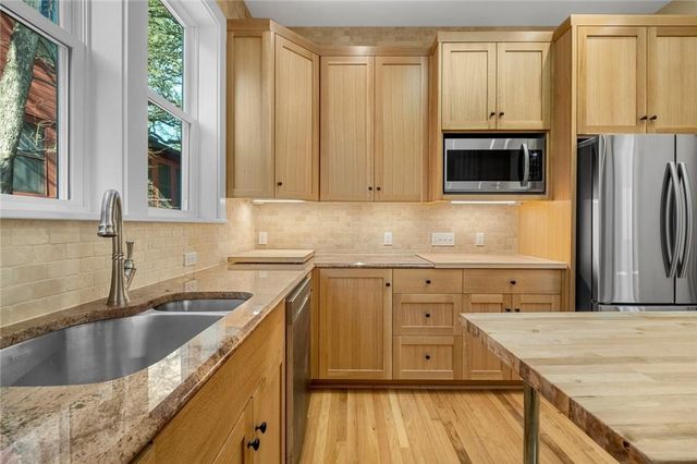 702 W Gibson ST, Austin, TX 78704
