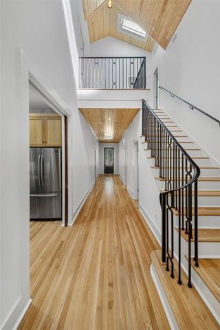 702 W Gibson ST, Austin, TX 78704