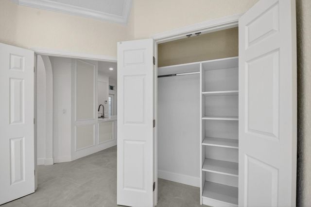 10664 Royal Caribbean Circle 10664, Boynton Beach, FL 33437