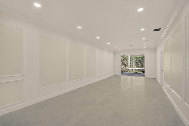 10664 Royal Caribbean Circle 10664, Boynton Beach, FL 33437