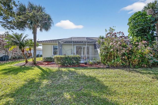 10664 Royal Caribbean Circle 10664, Boynton Beach, FL 33437