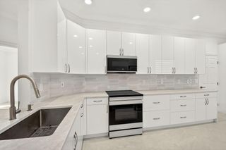 10664 Royal Caribbean Circle 10664, Boynton Beach, FL 33437