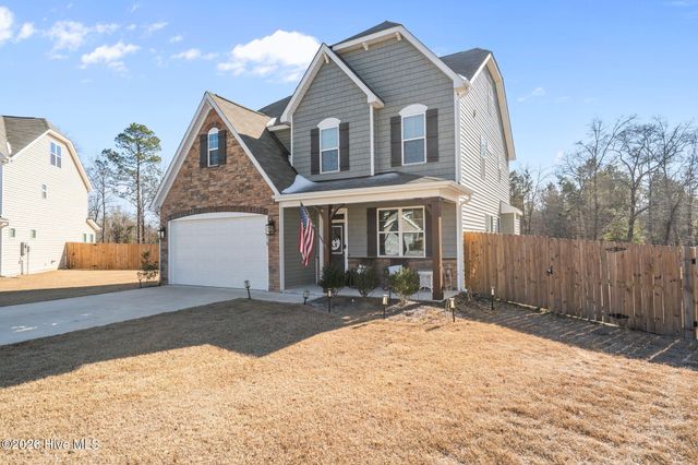 218 Woodsrun Street, Raeford, NC 28376
