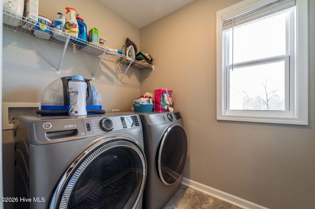 218 Woodsrun Street, Raeford, NC 28376