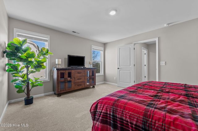 218 Woodsrun Street, Raeford, NC 28376