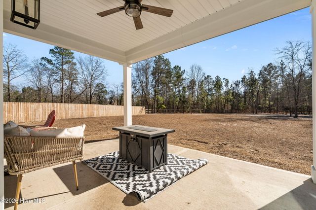 218 Woodsrun Street, Raeford, NC 28376