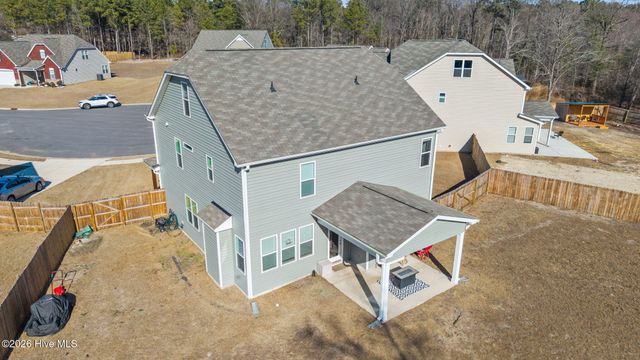 218 Woodsrun Street, Raeford, NC 28376