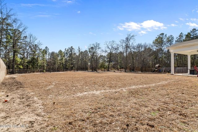 218 Woodsrun Street, Raeford, NC 28376