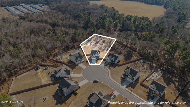 218 Woodsrun Street, Raeford, NC 28376