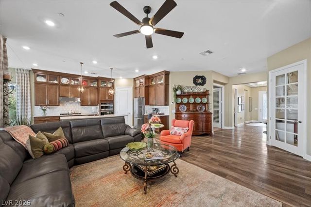 44 Stone Yucca Court, Henderson, NV 89011