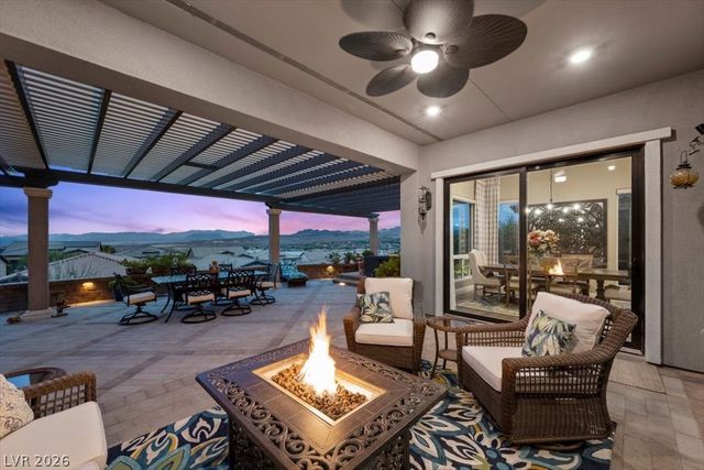 44 Stone Yucca Court, Henderson, NV 89011