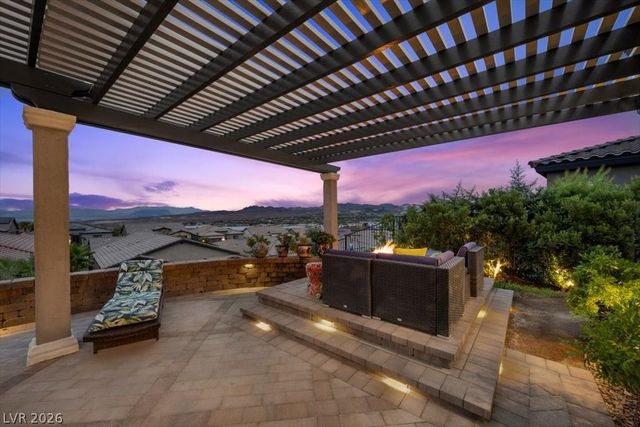 44 Stone Yucca Court, Henderson, NV 89011