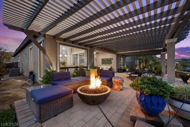 44 Stone Yucca Court, Henderson, NV 89011