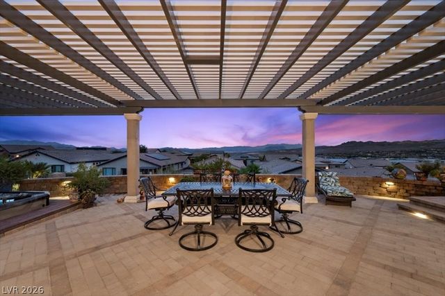 44 Stone Yucca Court, Henderson, NV 89011