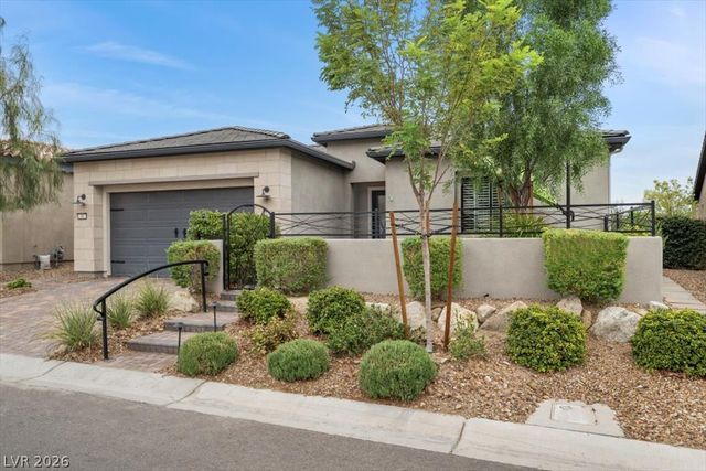 44 Stone Yucca Court, Henderson, NV 89011