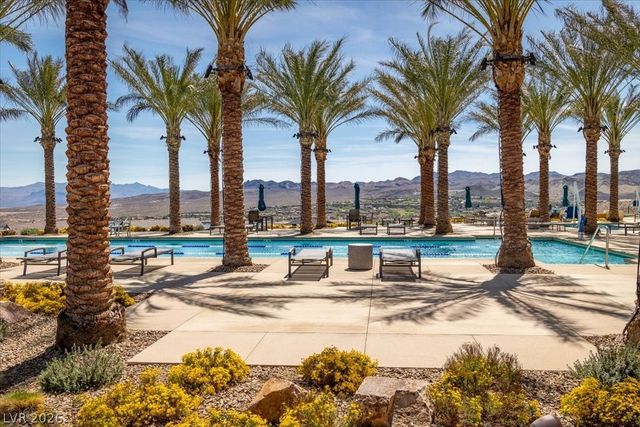 44 Stone Yucca Court, Henderson, NV 89011