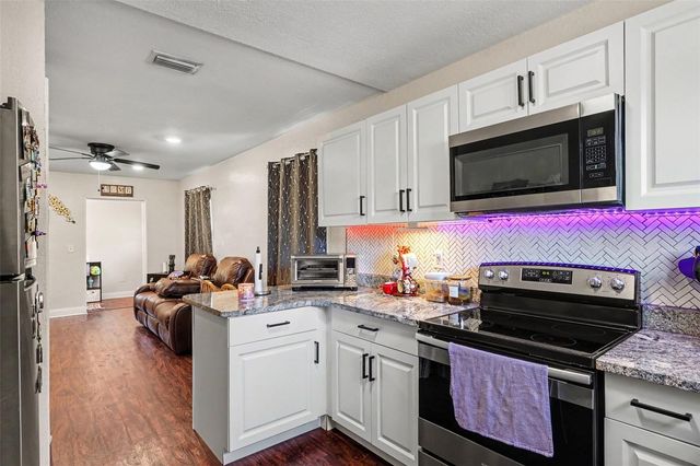 614 W 6TH STREET, Lakeland, FL 33805