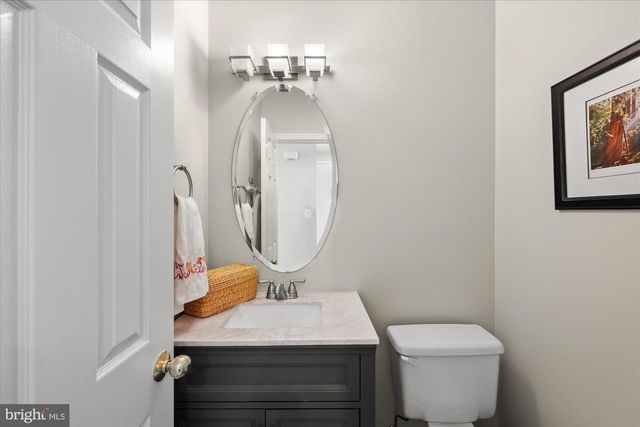 166 COMAY TER, Alexandria, VA 22304