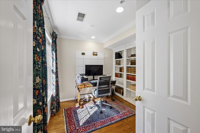 166 COMAY TER, Alexandria, VA 22304