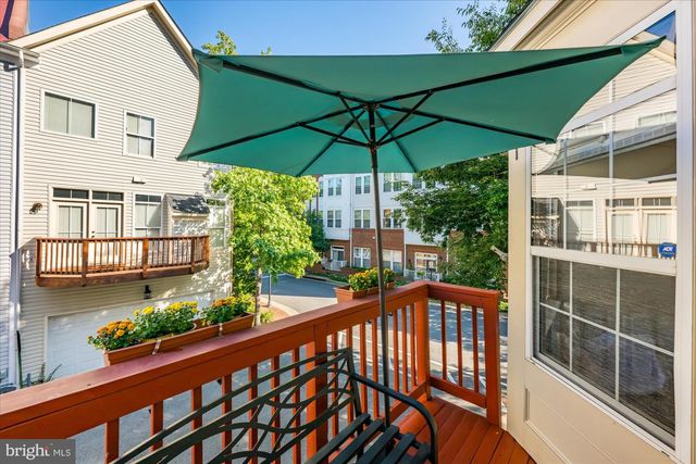 166 COMAY TER, Alexandria, VA 22304