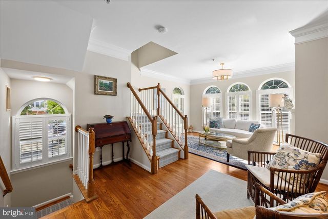 166 COMAY TER, Alexandria, VA 22304