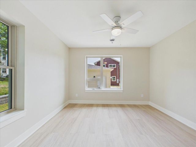 2911 N 4th Street, Minneapolis, MN 55411