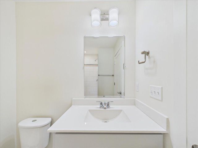 2911 N 4th Street, Minneapolis, MN 55411