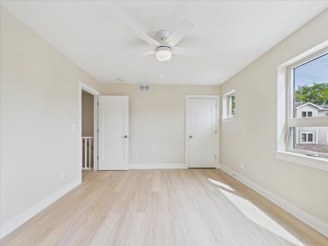 2911 N 4th Street, Minneapolis, MN 55411