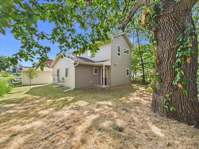 2911 N 4th Street, Minneapolis, MN 55411