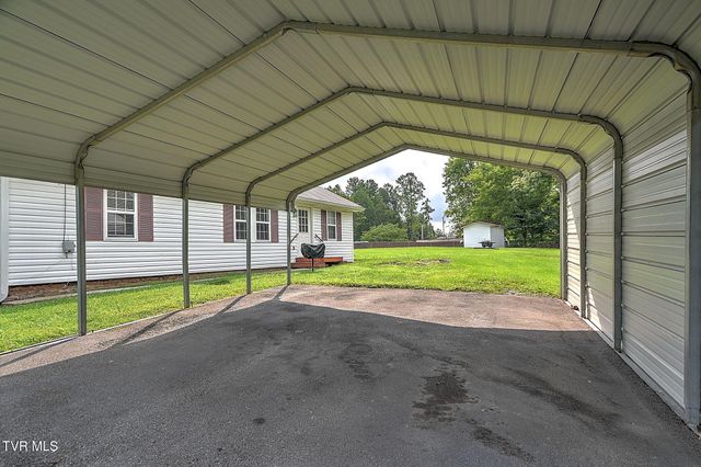 124 Voncannon Drive, Johnson City, TN 37601