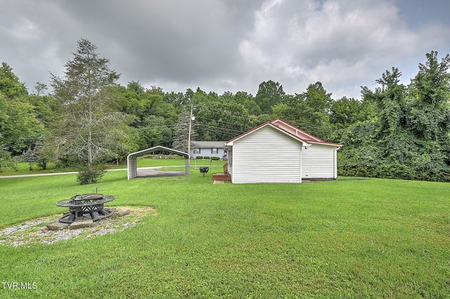 124 Voncannon Drive, Johnson City, TN 37601
